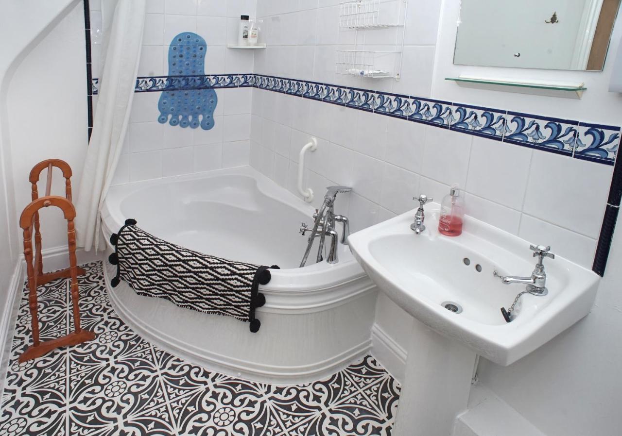 Bed and Breakfast Baytree Minehead Esterno foto
